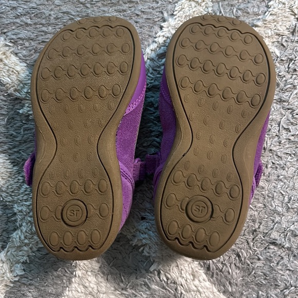 Girls like new stride rite flats size 8.5!! - Picture 6 of 9